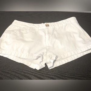 NWOT Aeropostale white shorts- size 7/8